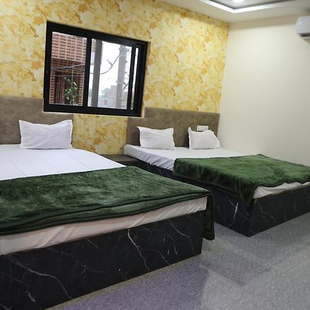 Hotel Somnath Inn Ujjain Extérieur photo