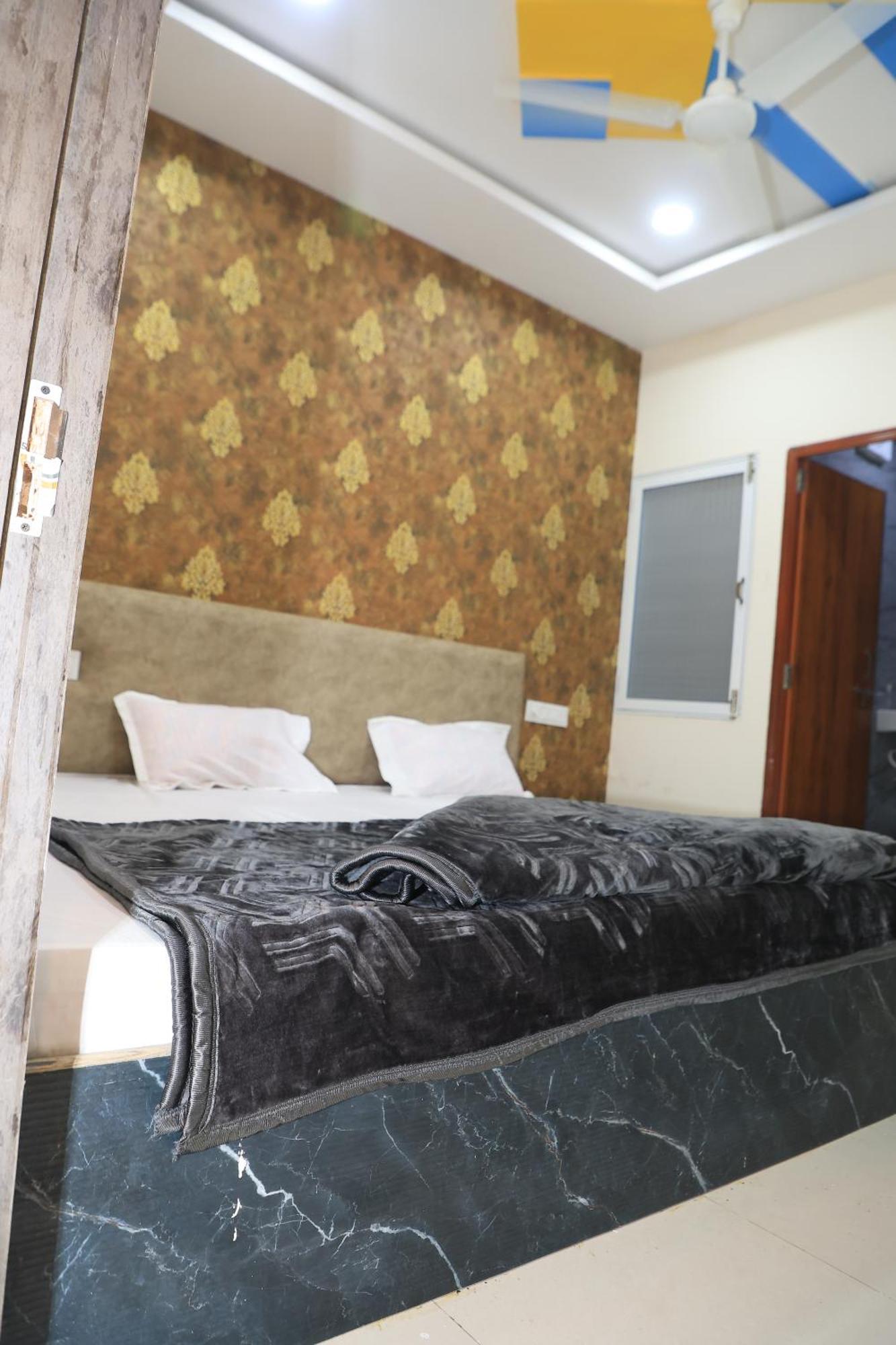 Hotel Somnath Inn Ujjain Chambre photo