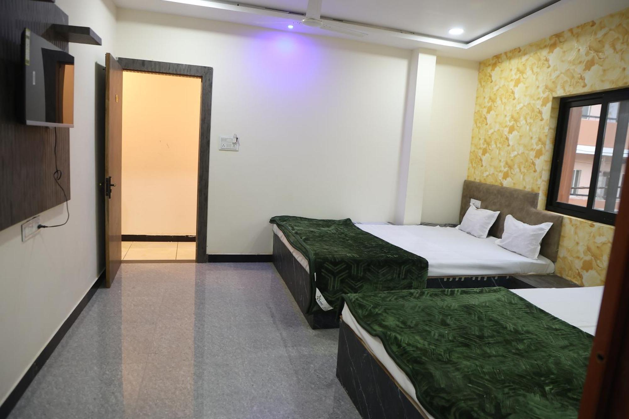 Hotel Somnath Inn Ujjain Chambre photo